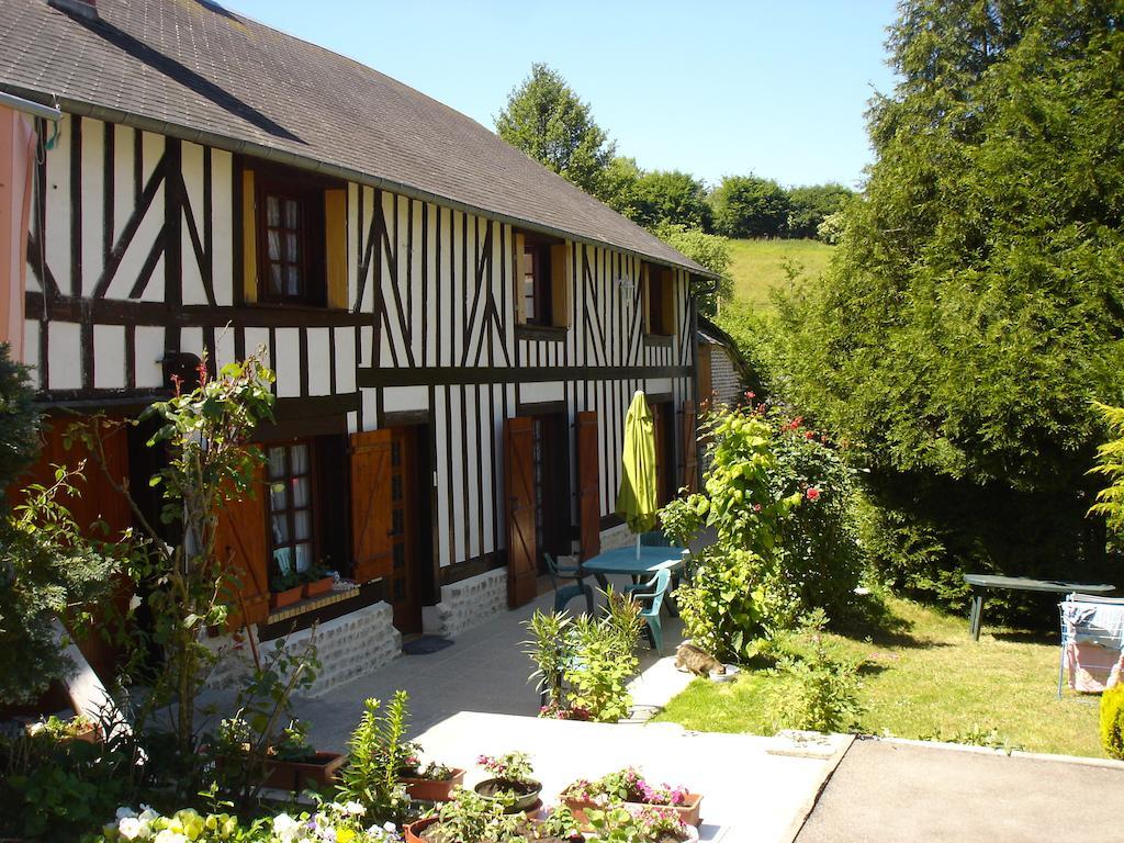 Le Val Godard Fresnay-le-Samson Экстерьер фото